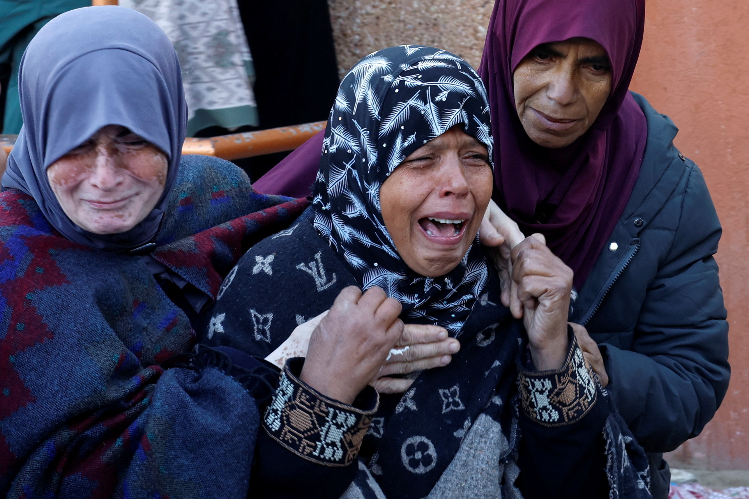Palestinians mourn loved ones killed in Israeli strikes