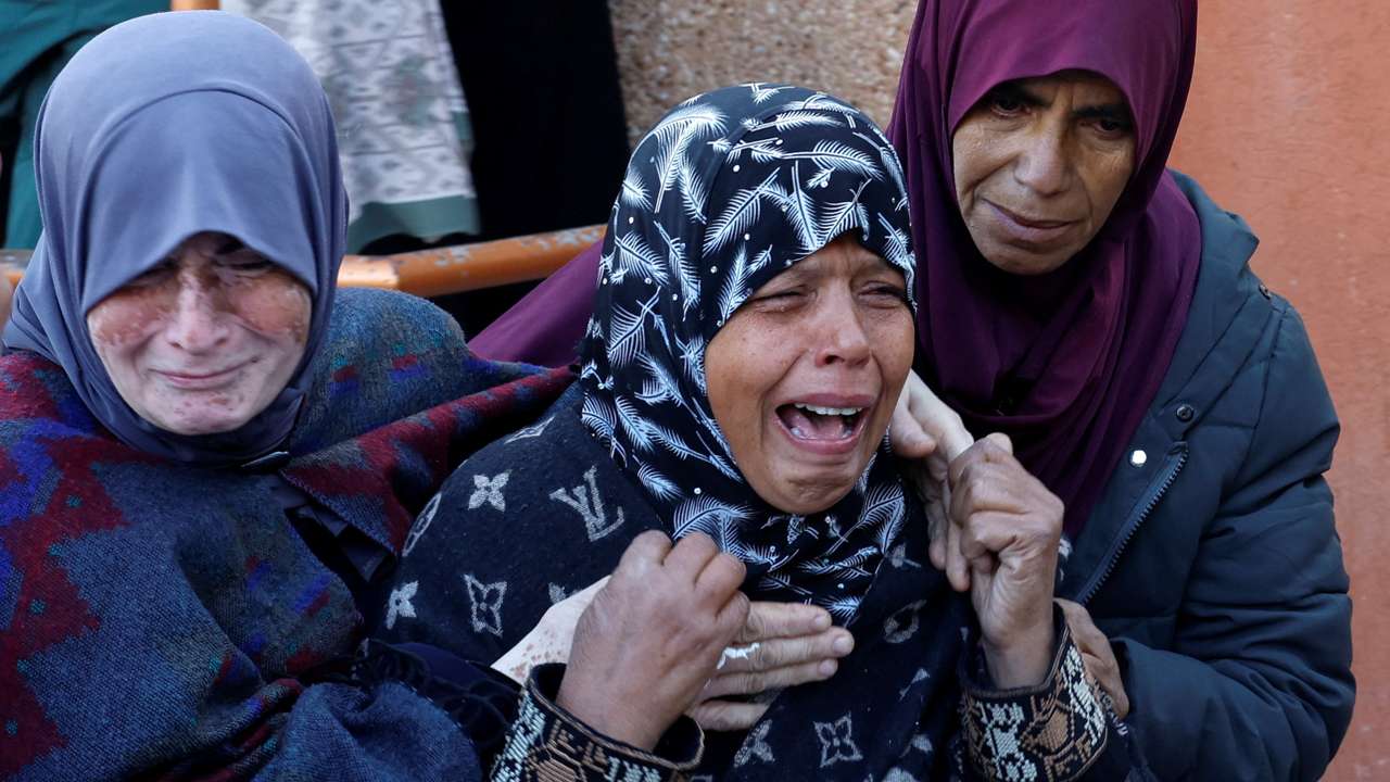 Palestinians mourn loved ones killed in Israeli strikes