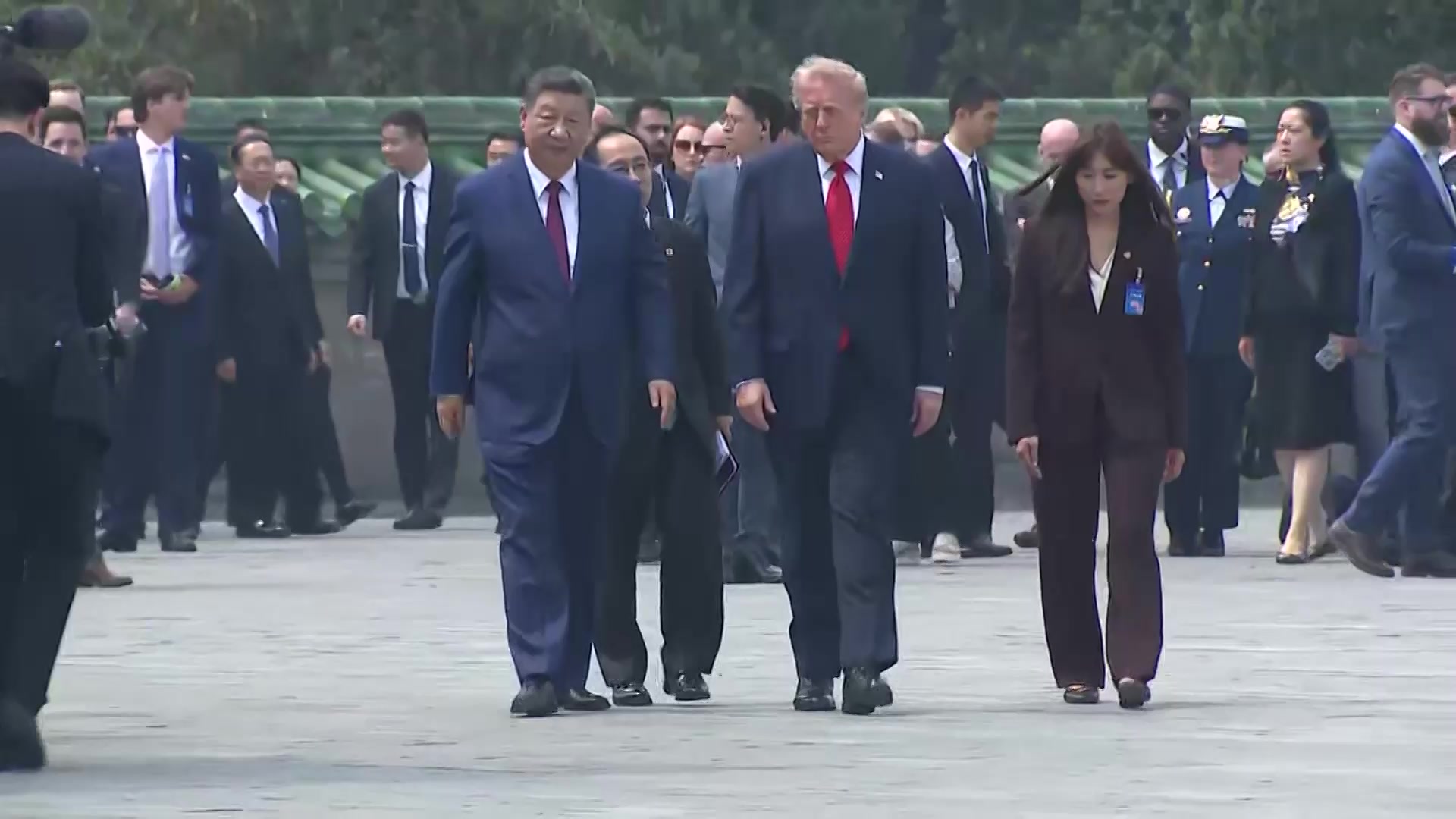 Trump avoids reporter's question about Taiwan