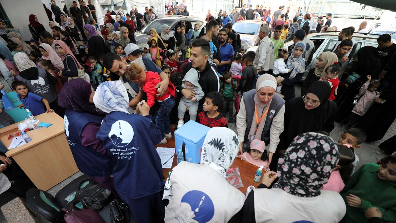 Second phase of polio vaccination campaign in north Gaza after delay due to Israeli operation