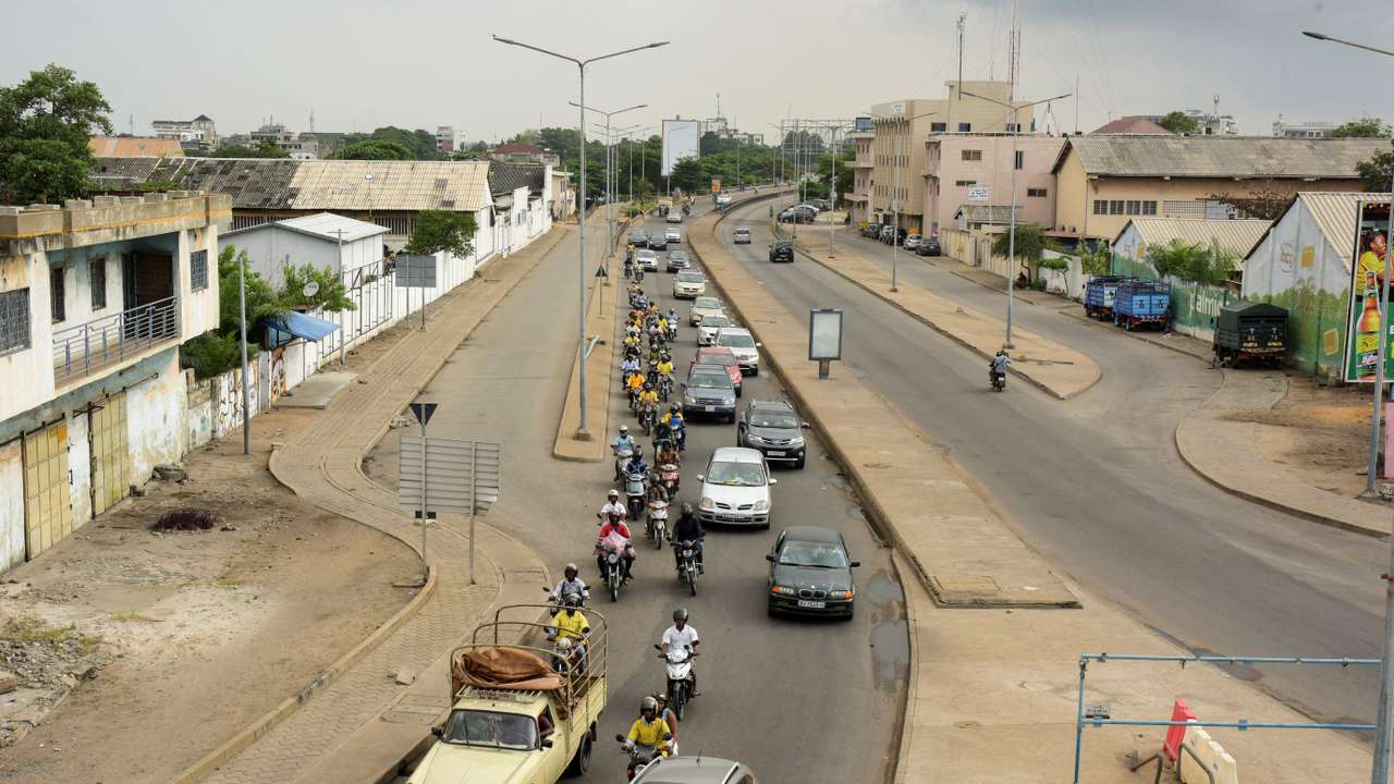 Armed forces thwart the attempted coup against the government of Benin's President Patrice Talon in Cotonou