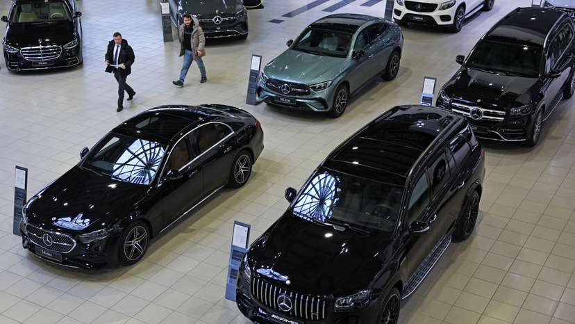 Mercedes-Benz cars at a dealership in Moscow