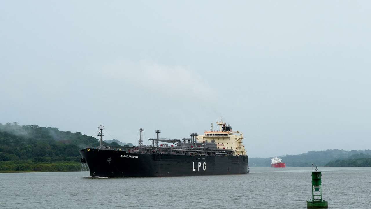 FILE PHOTO: Panama-flagged vessels must notify authority of ship-to-ship transfers, in Gamboa
