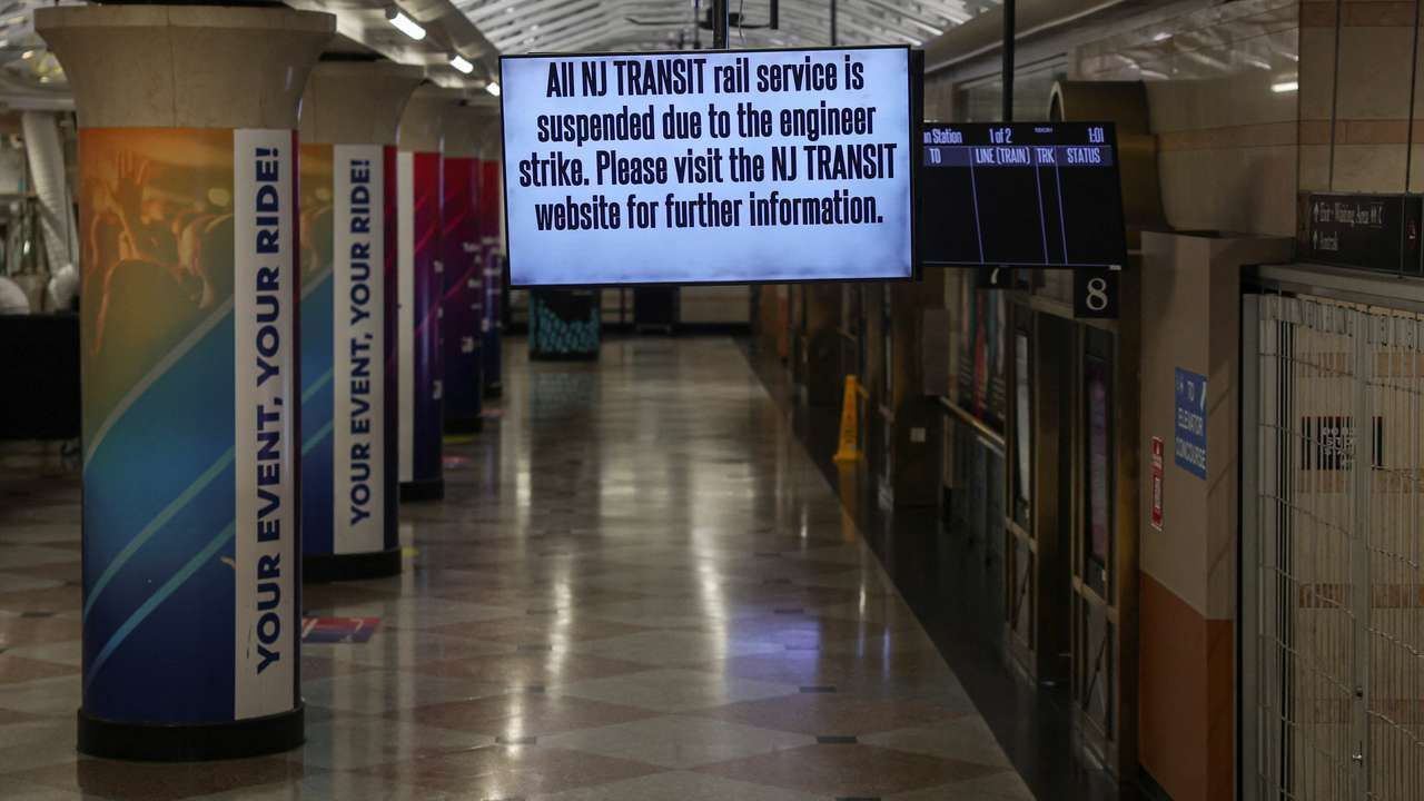 New Jersey Transit workers strike in New Jersey
