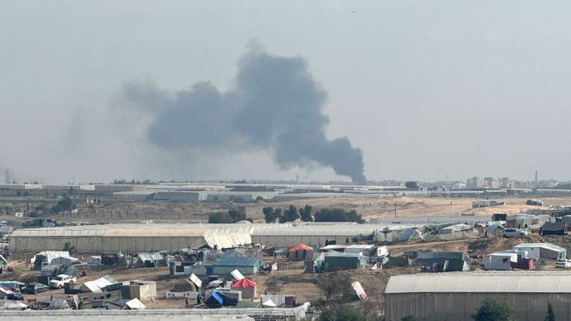 Smoke rises during an Israeli ground operation in Khan Younis