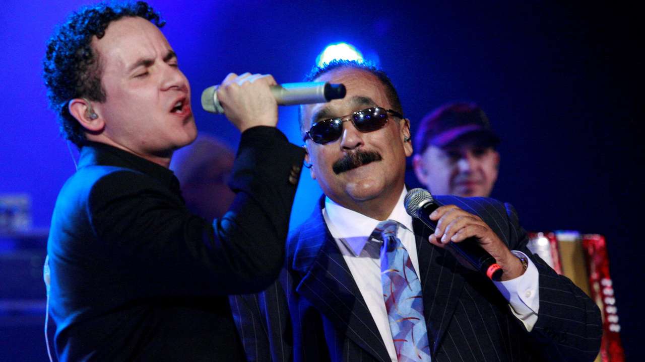 FILE PHOTO: Singer Fonseca and trombonist Colon perform during the Miss Colombia 2010 in Cartagena