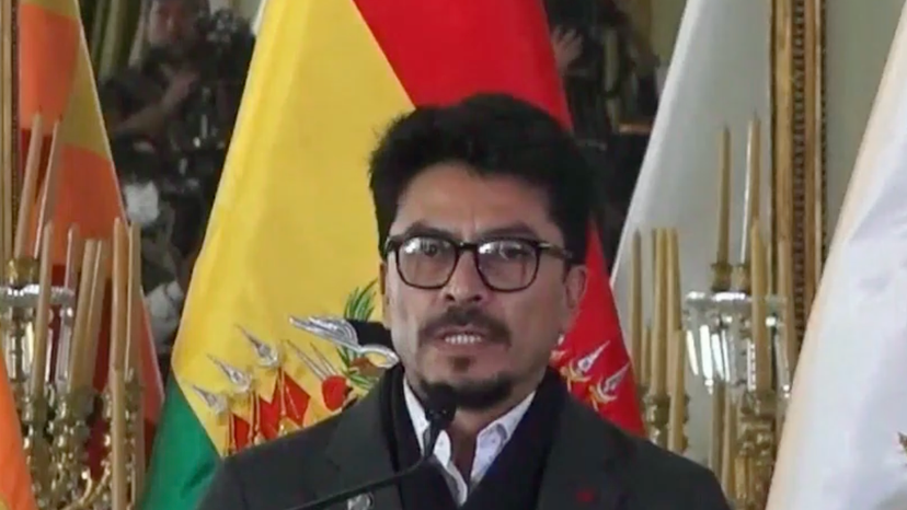 Bolivia expels Colombian ambassador over Petro's comments