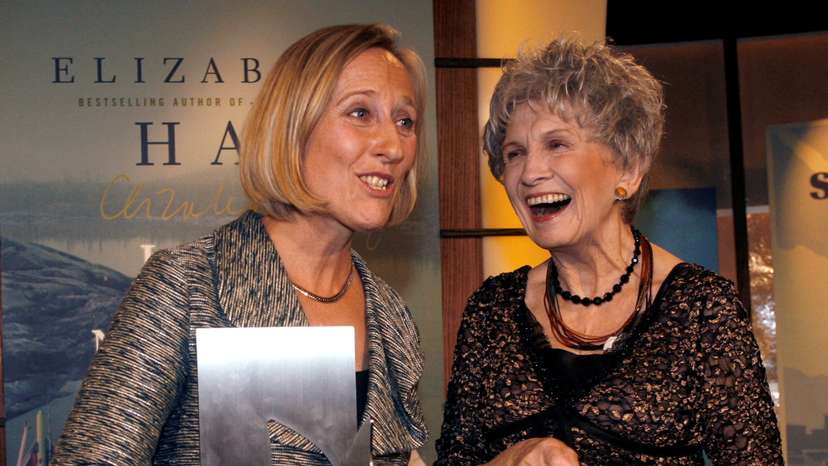 FILE PHOTO: Author Hay celebrates winning Giller Prize with writer Munroe in Toronto