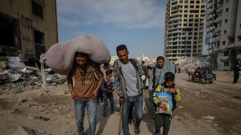 The Wider Image: A Gaza family's journey home to the ruins