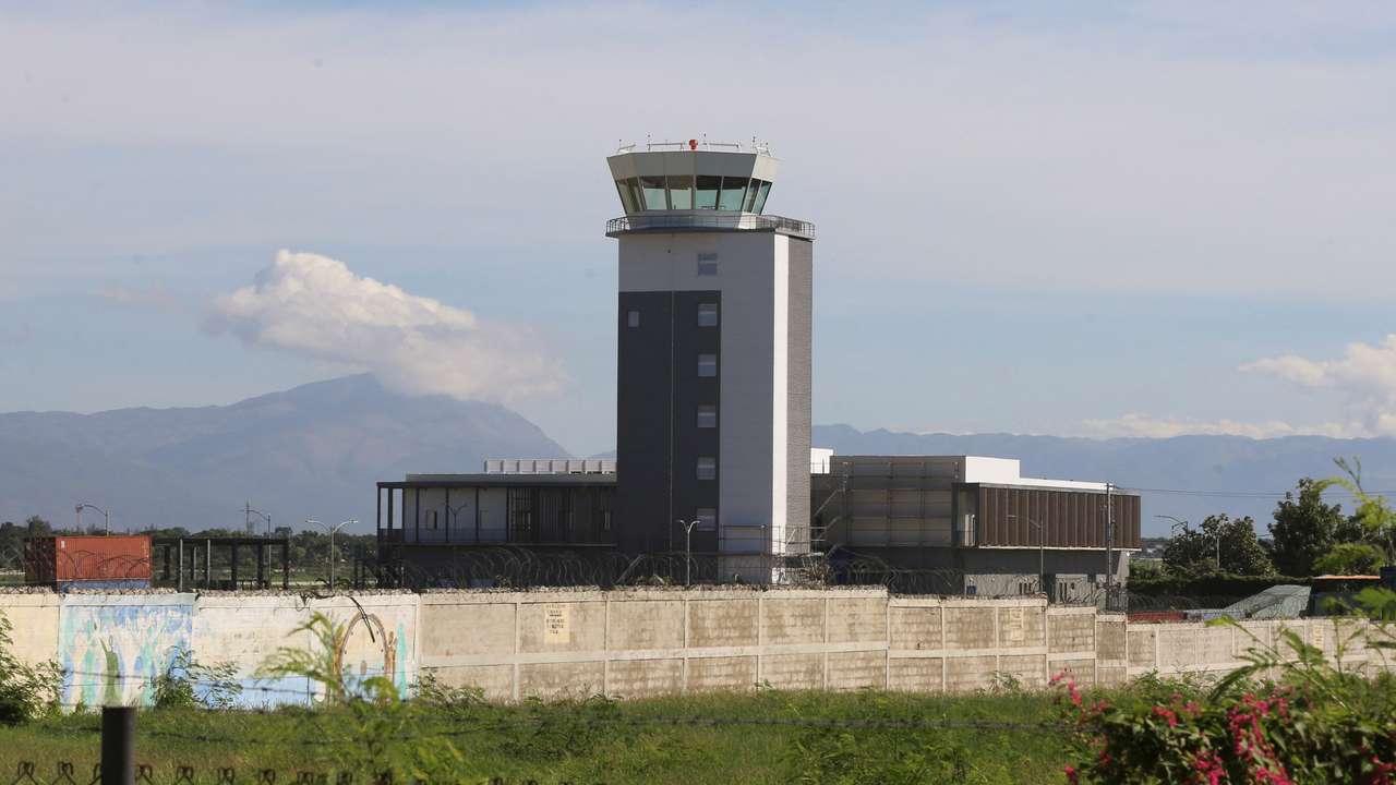 FAA bars US airlines from Haiti after gunfire hits three planes, in Port-au-Prince