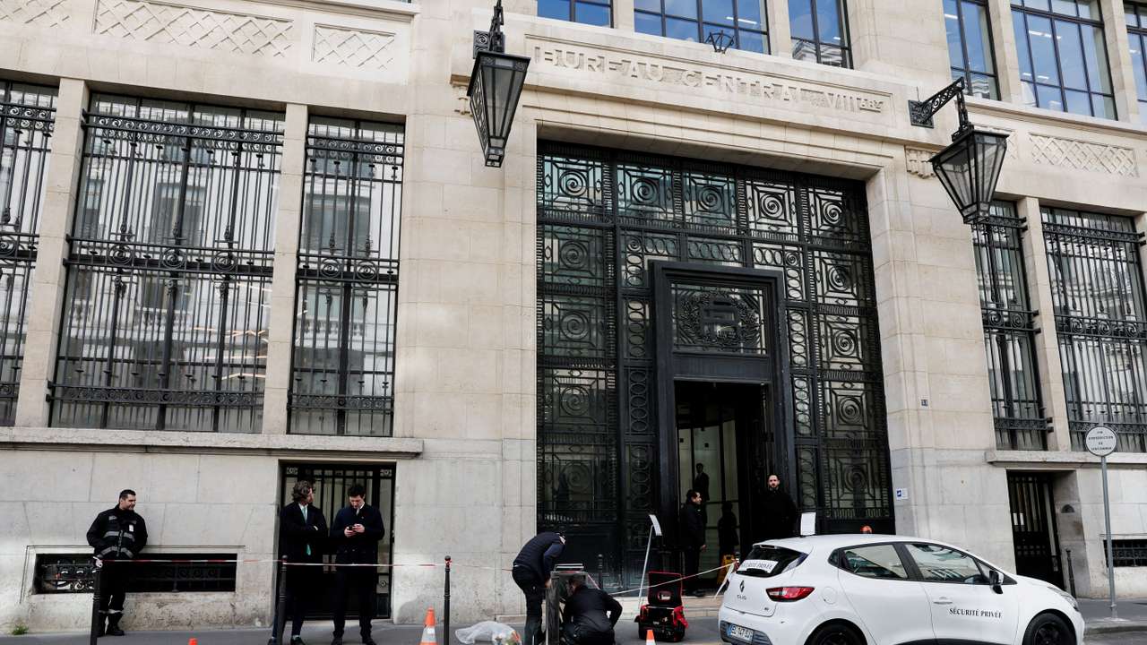 Bank of America’s Paris offices attack