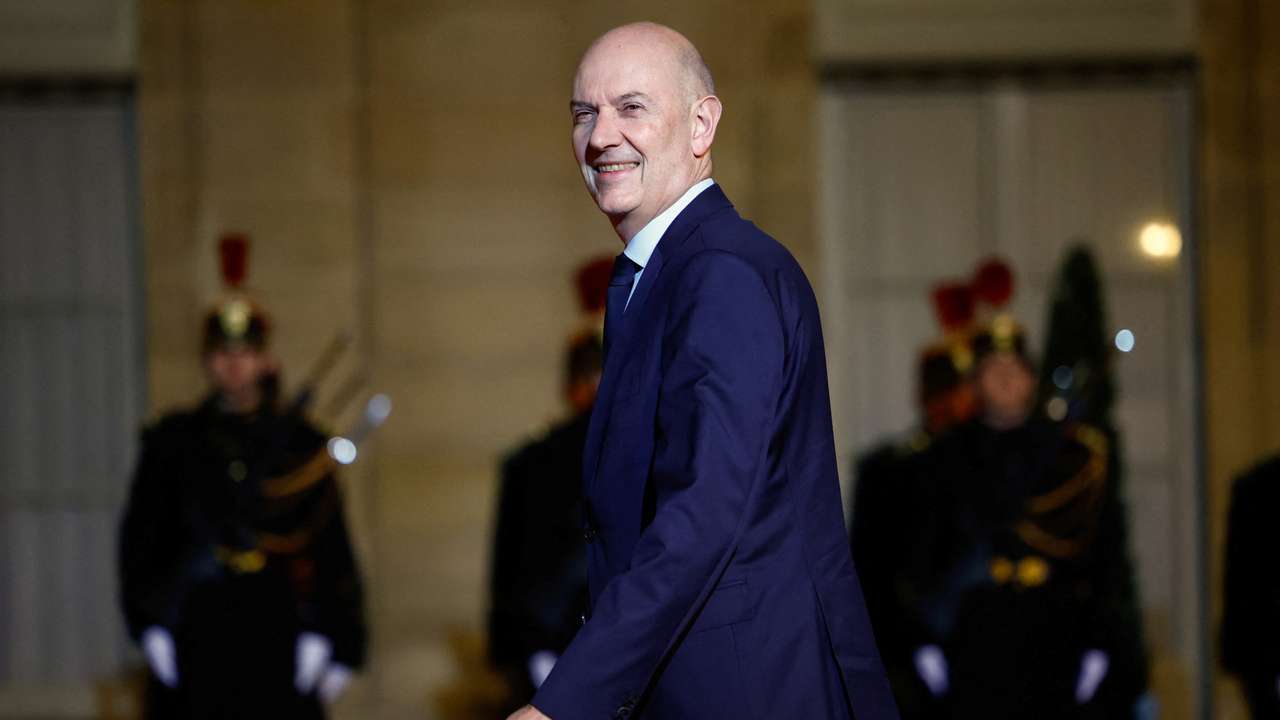 French President Macron hosts Qatari Emir Al Thani in Paris
