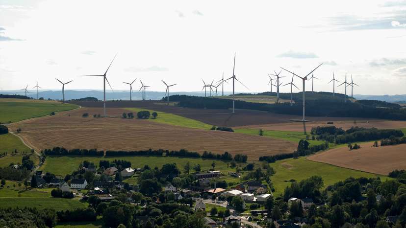 Rising Far-Right Threatens Renewable Energy Expansion in Eastern Germany