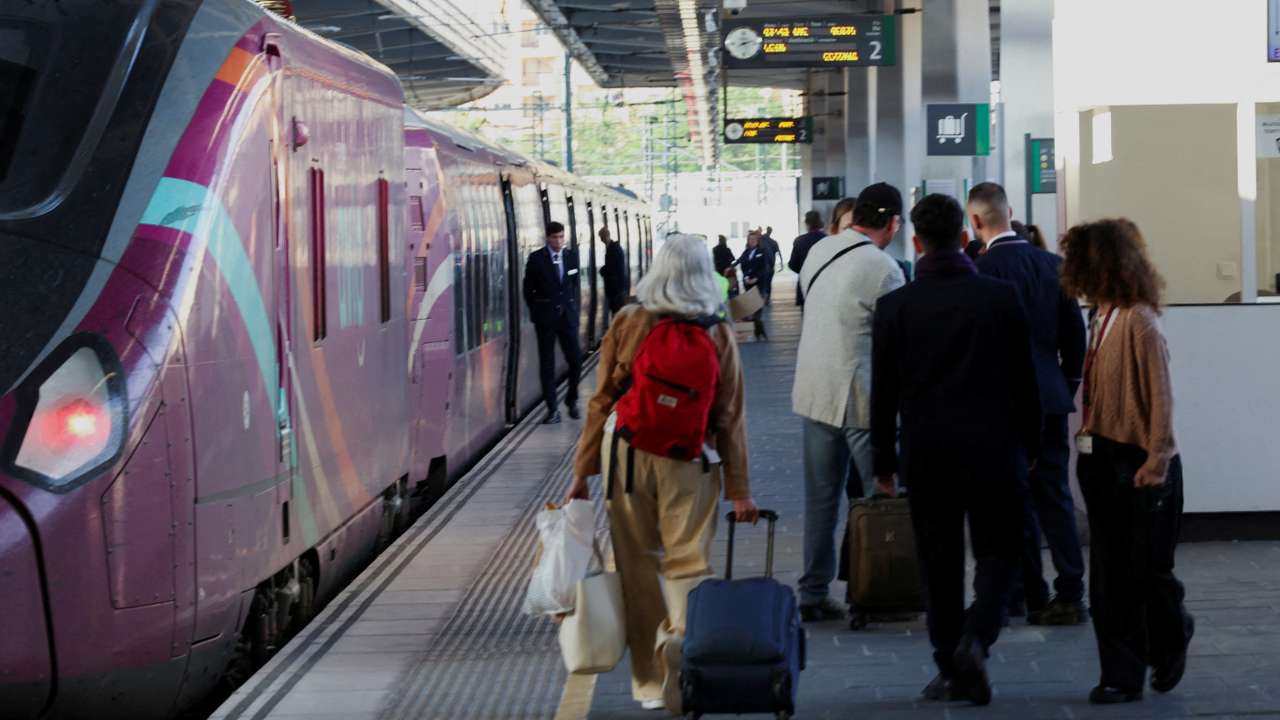 Aftermath of power outage in Valencia