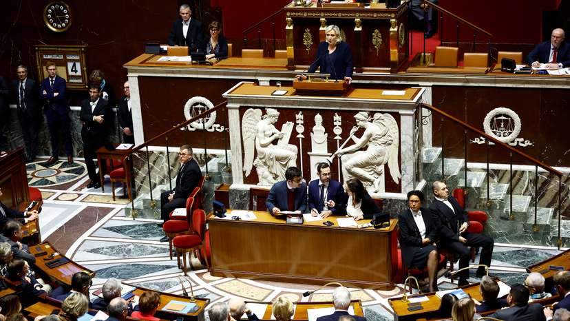 Lawmakers vote on no-confidence motion against the French government