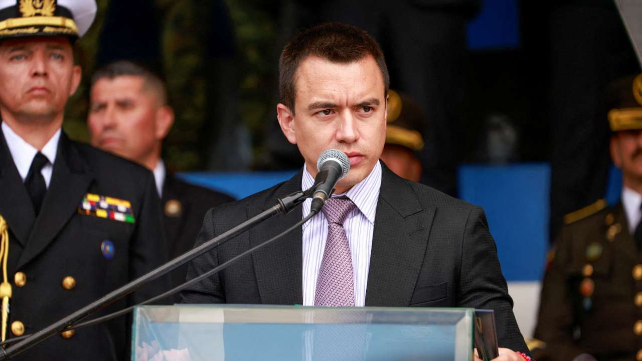 FILE PHOTO: Ecuadorean President Daniel Noboa speaks during a ceremony to deliver equipment to the National Police, amid the ongoing wave of violence around the nation, in Quito, Ecuador, January 22, 2024. REUTERS/Karen Toro