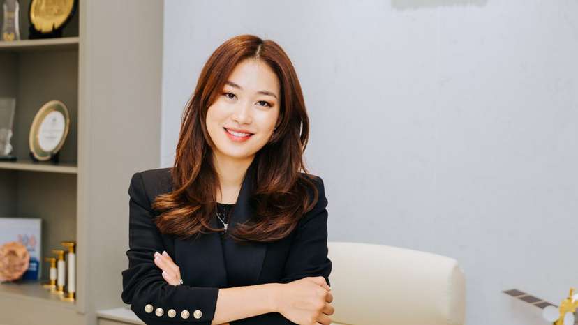 Mongolian ex-minister Bolor-Erdene Battsengel