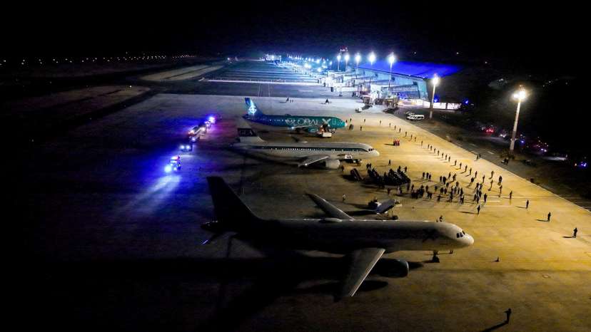 U.S. deports alleged members of the Tren de Aragua to be imprisoned in El Salvador