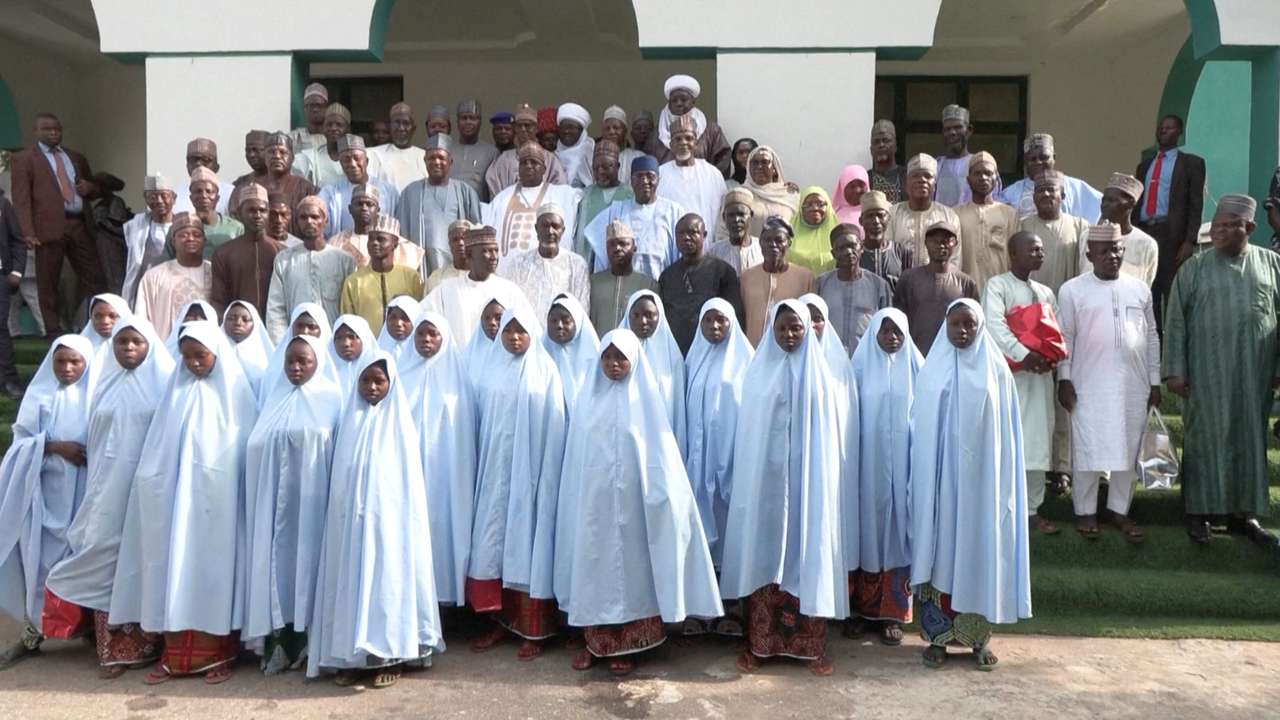 Parents in Nigeria receive released schoolgirls after kidnapping ordeal