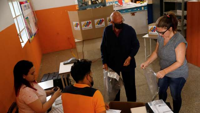 Venezuelans prepare to vote in the presidential election