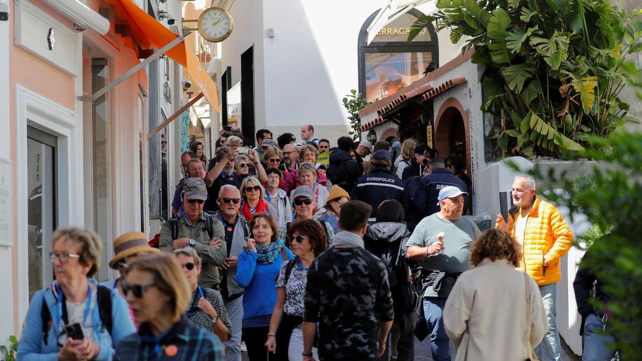 Mass tourism in Italy