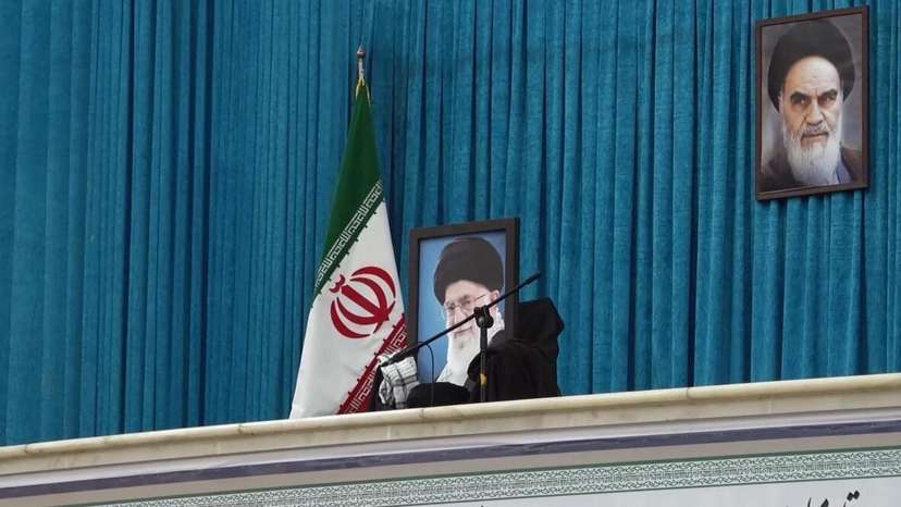 Khomeini's 'Great Satan' warning repeated
