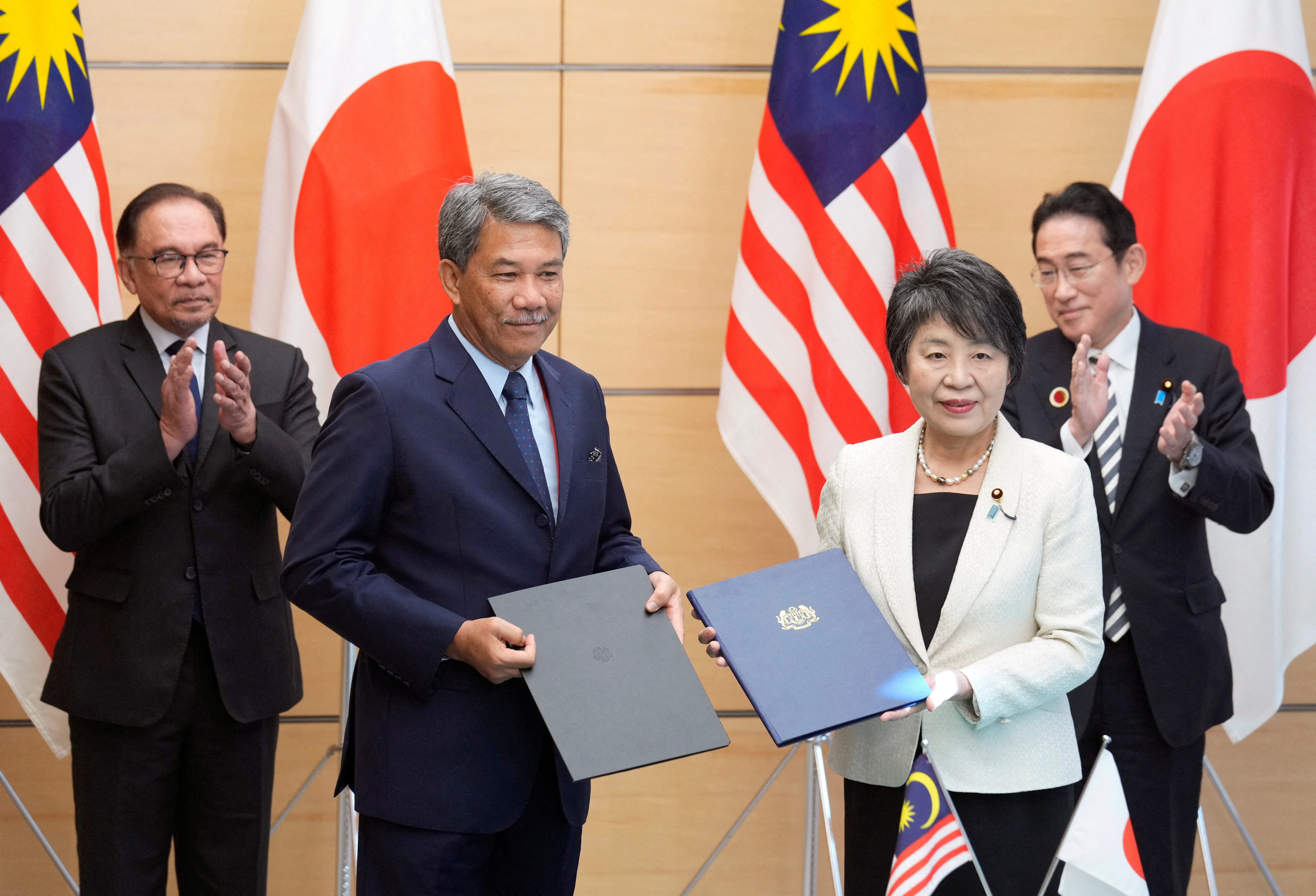 Japan hosts a commemorative summit to mark the 50th anniversary of the relationship between Japan and ASEAN nations