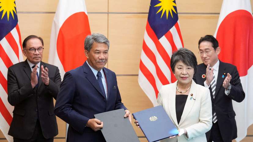 Japan hosts a commemorative summit to mark the 50th anniversary of the relationship between Japan and ASEAN nations