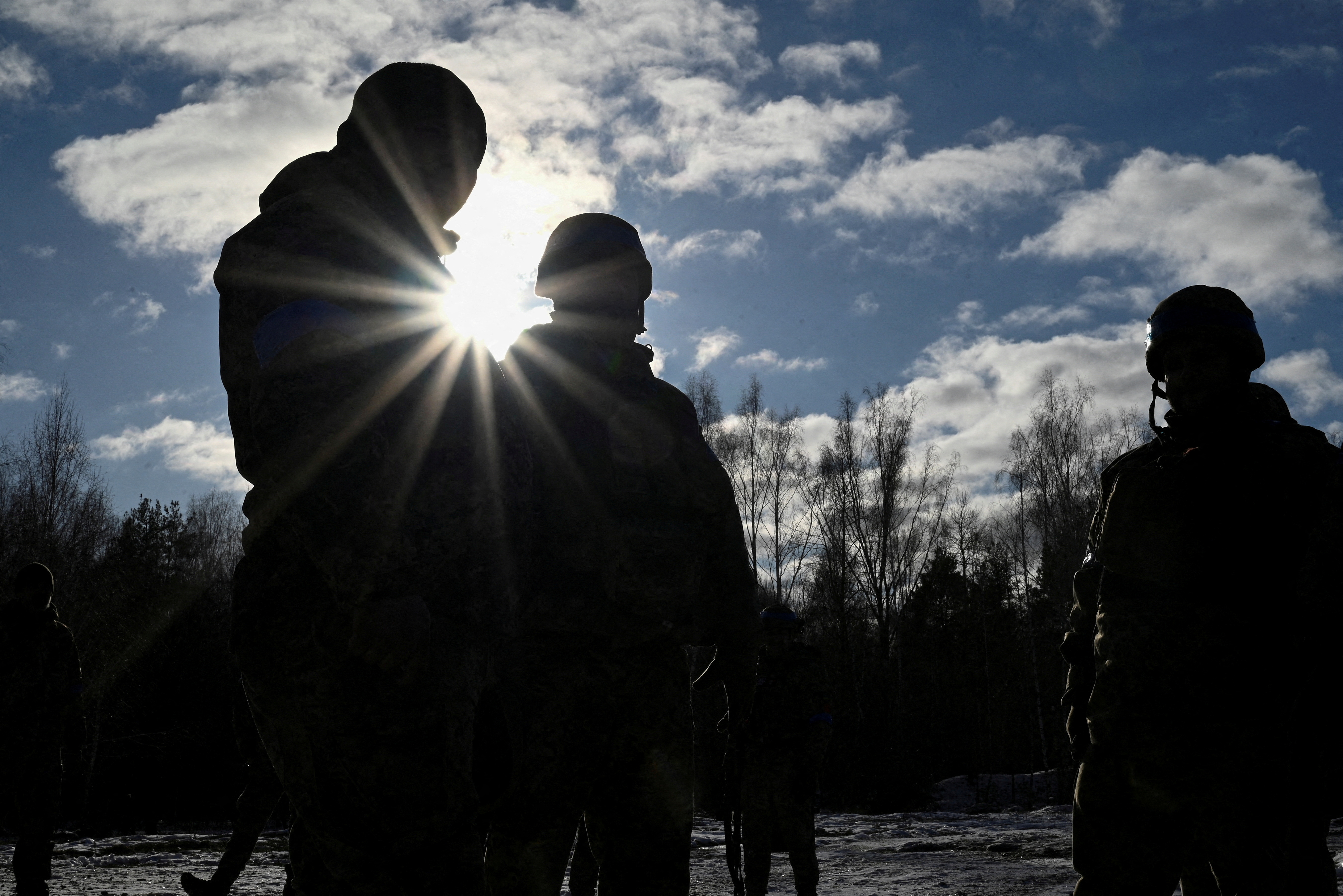 FILE PHOTO: Ukrainian servicemen attend military exercises in Chernihiv region