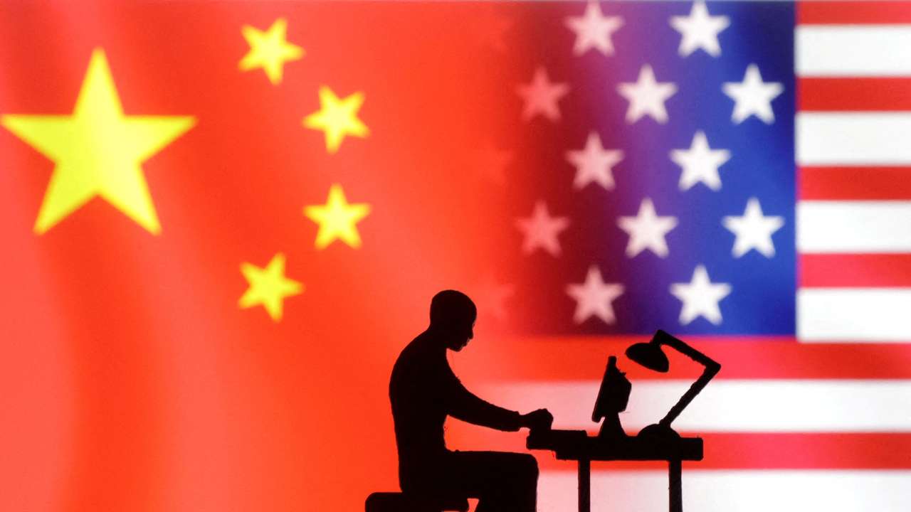 Illustration shows USA and Chinese flags