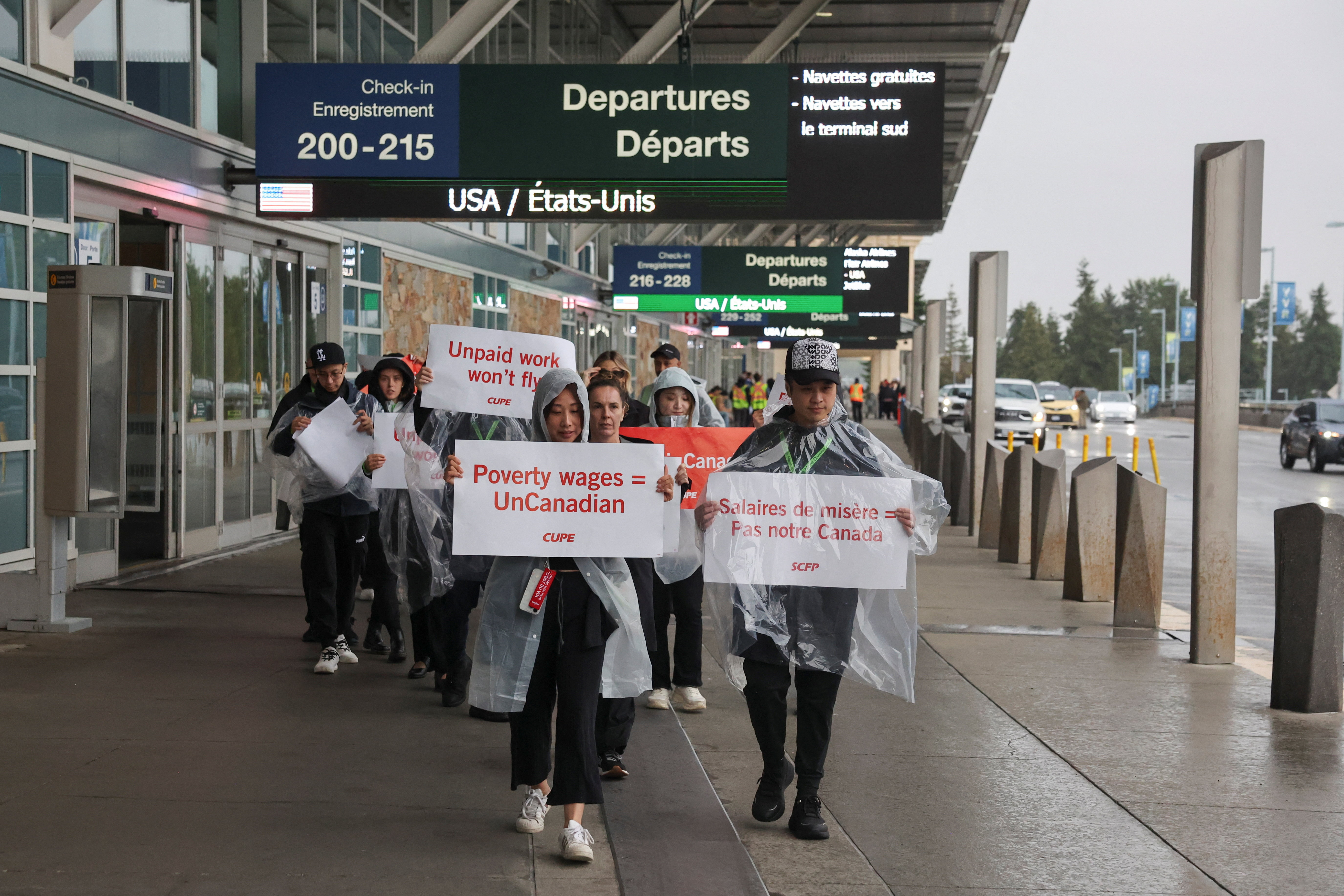 Air Canada union engages in strike activity, in Richmond