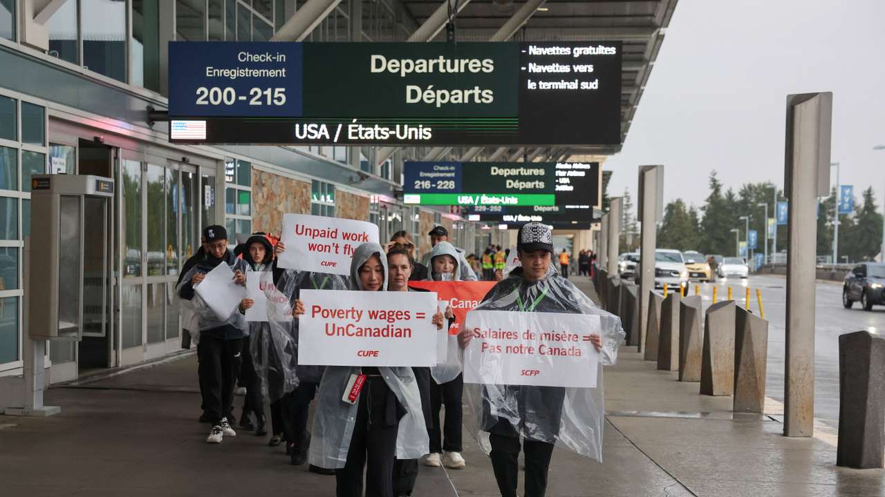 Air Canada union engages in strike activity, in Richmond