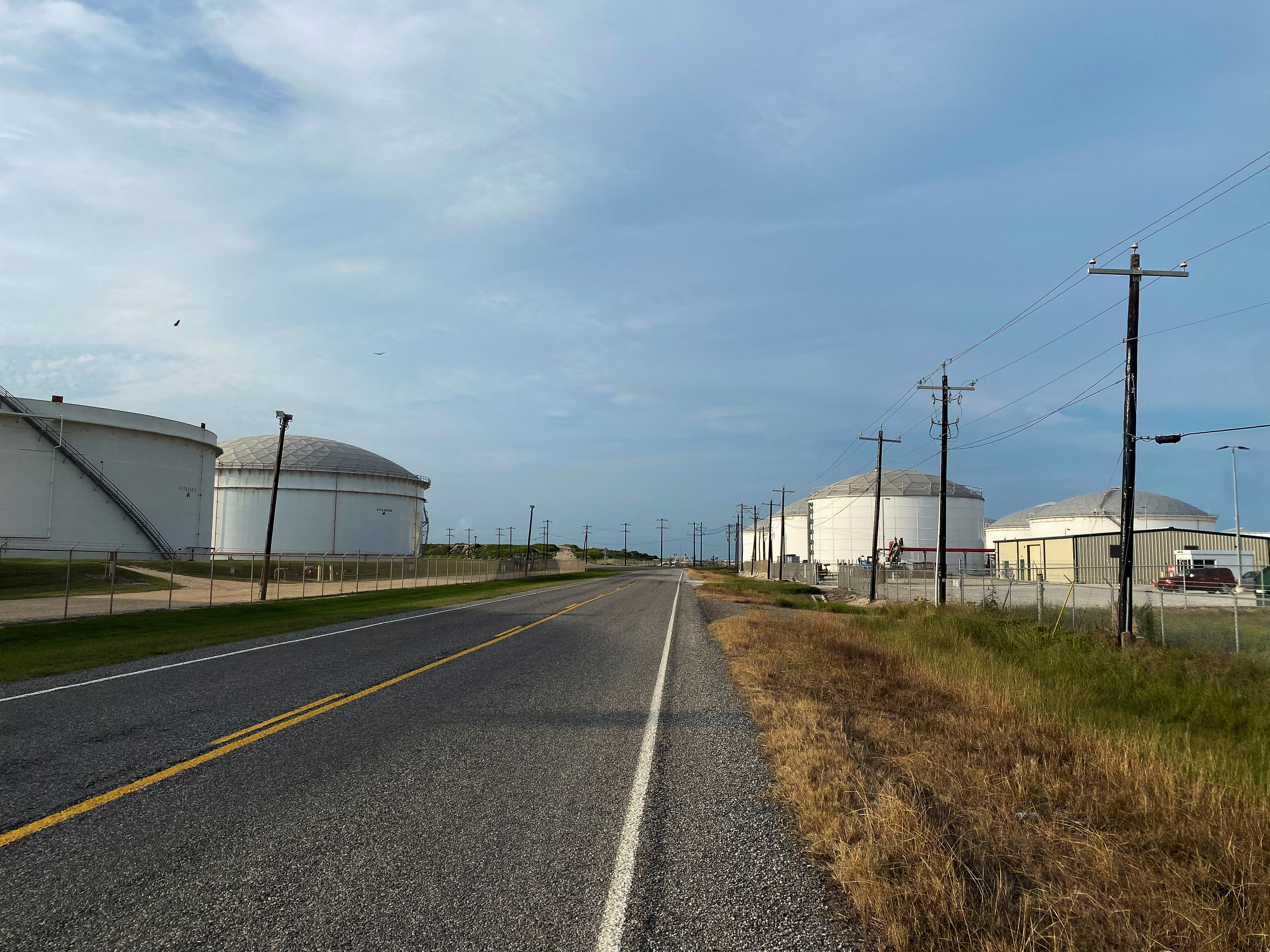 Gibson Energy to buy Buckeye Partners' South Texas Gateway oil terminal