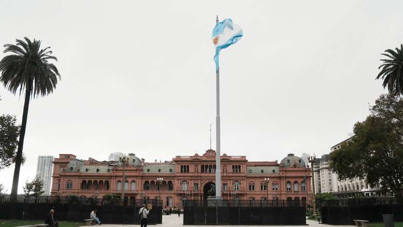 Argentina's government expects IMF board to sign-off for loan