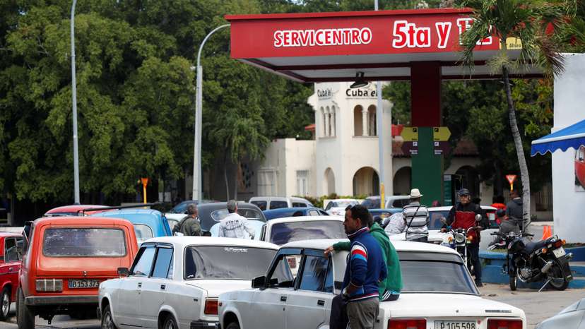 Cuba delays fuel price hike