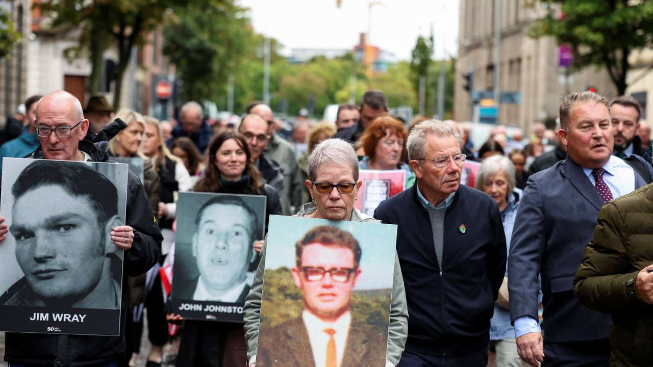 Trial of ex-British soldier 'Soldier F' over Bloody Sunday killings begins in Belfast