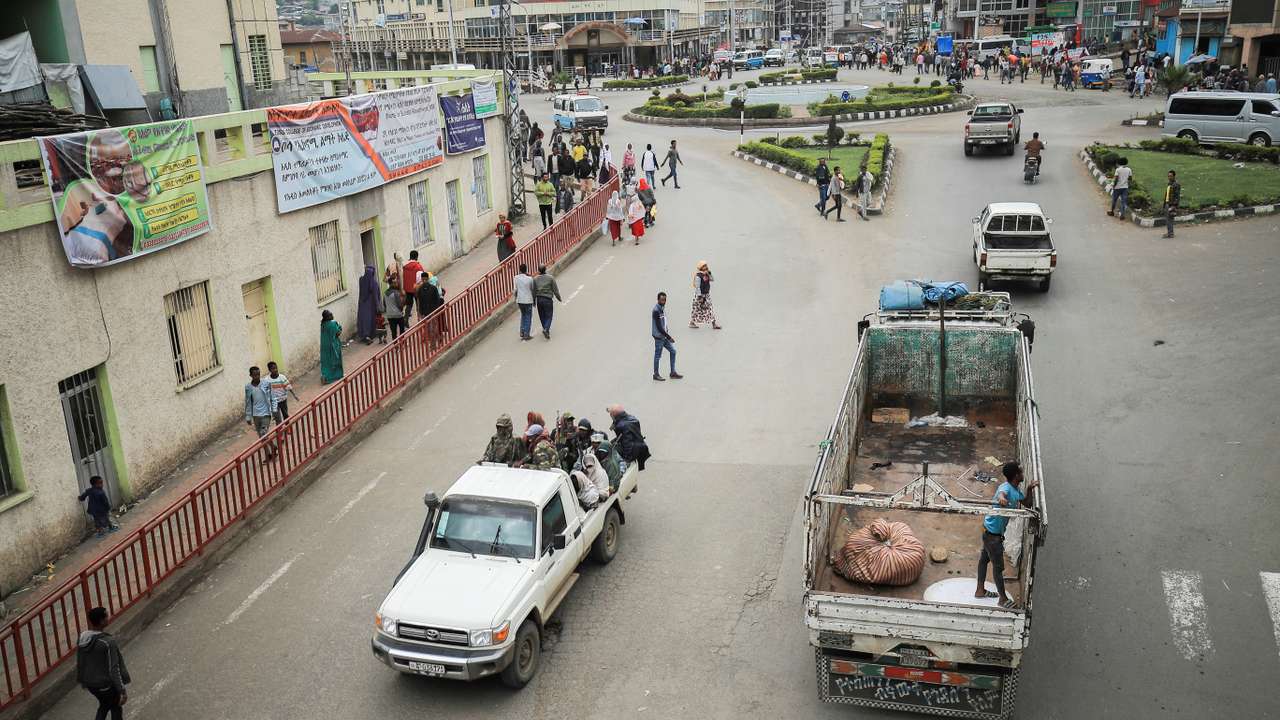 Ethiopian families fleeing fighting describe hunger, rape in Amhara