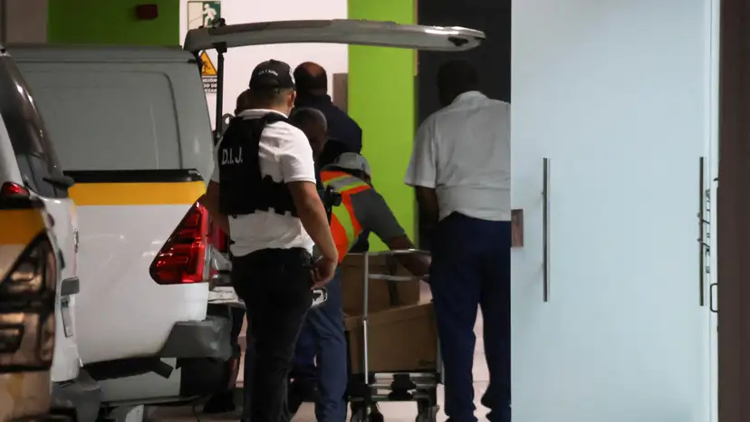 Officials search CK Hutchison offices in Panama