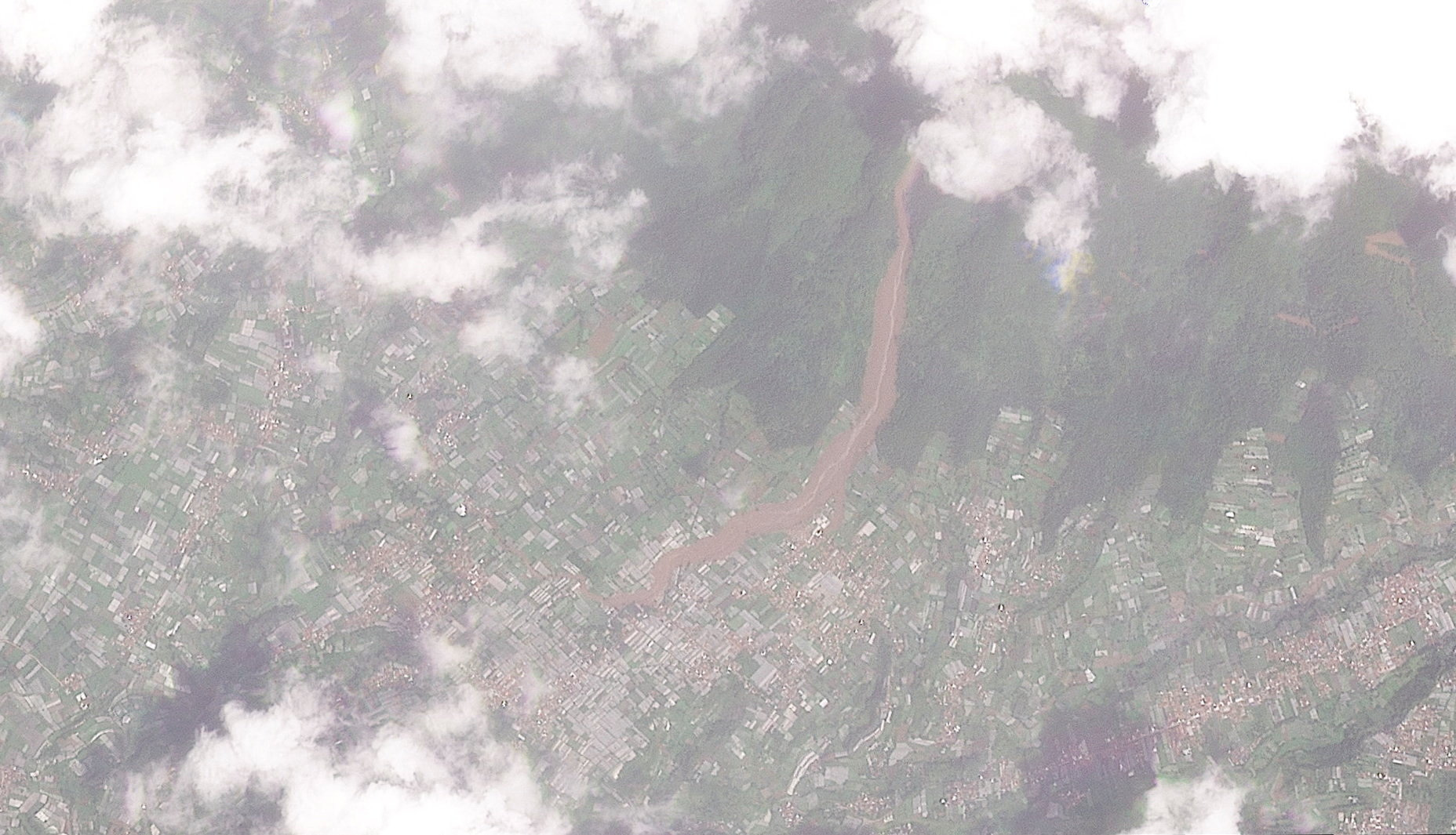 Landslide in Pasirlangu village