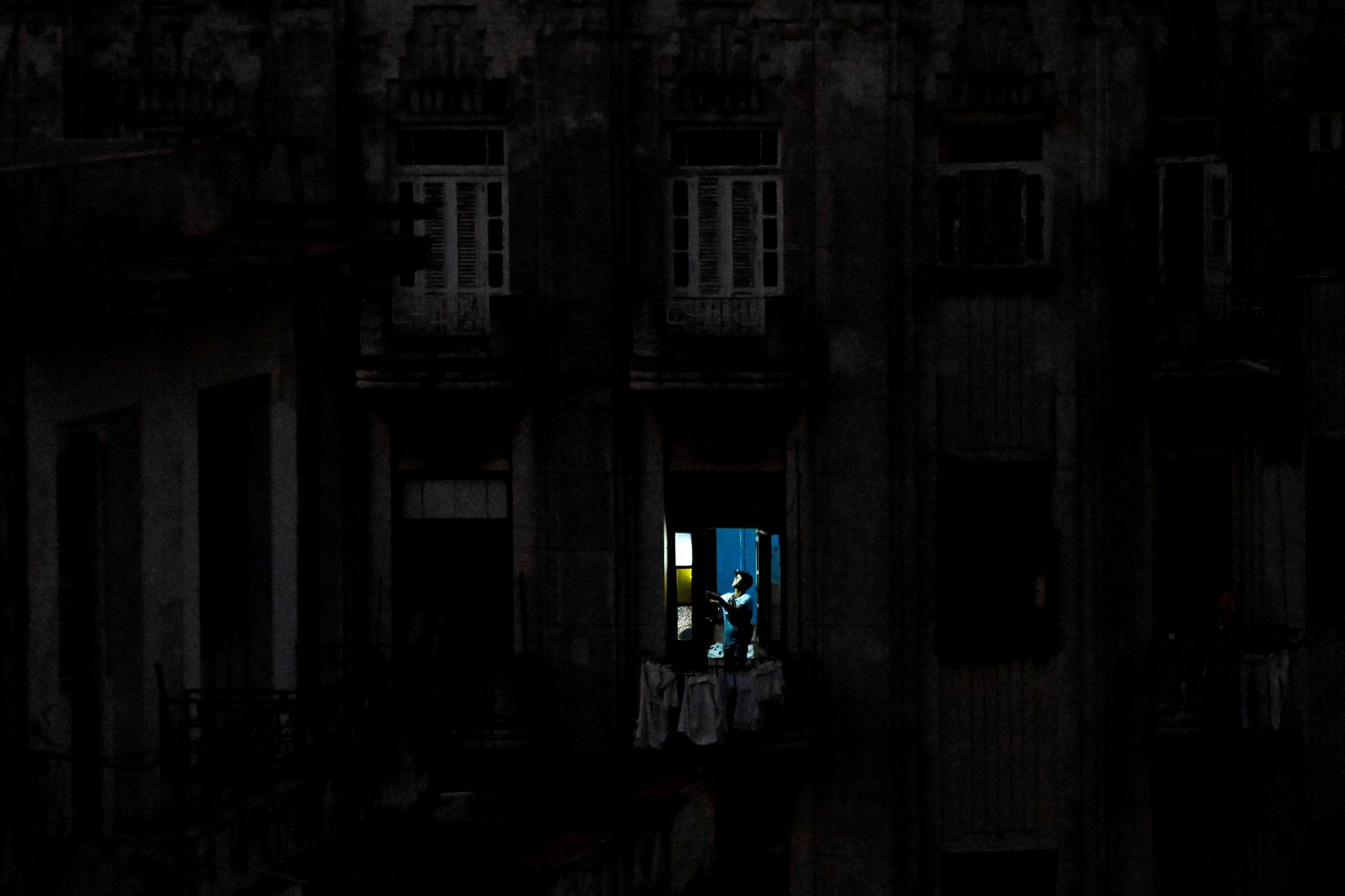 Cuban power grid collapses for second time in a week amid U.S. oil blockade