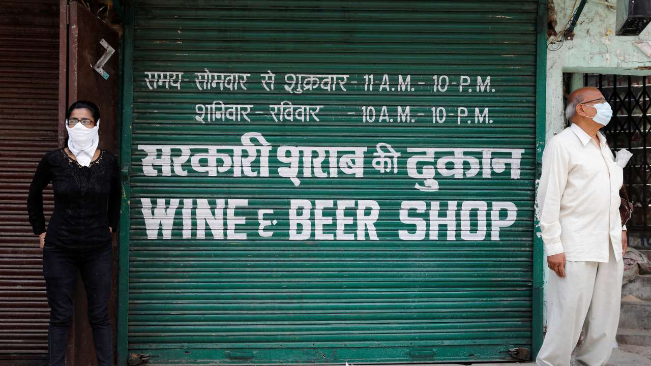 FILE PHOTO: FILE PIX: Exterior of wine and beer shop in New Delhi, India