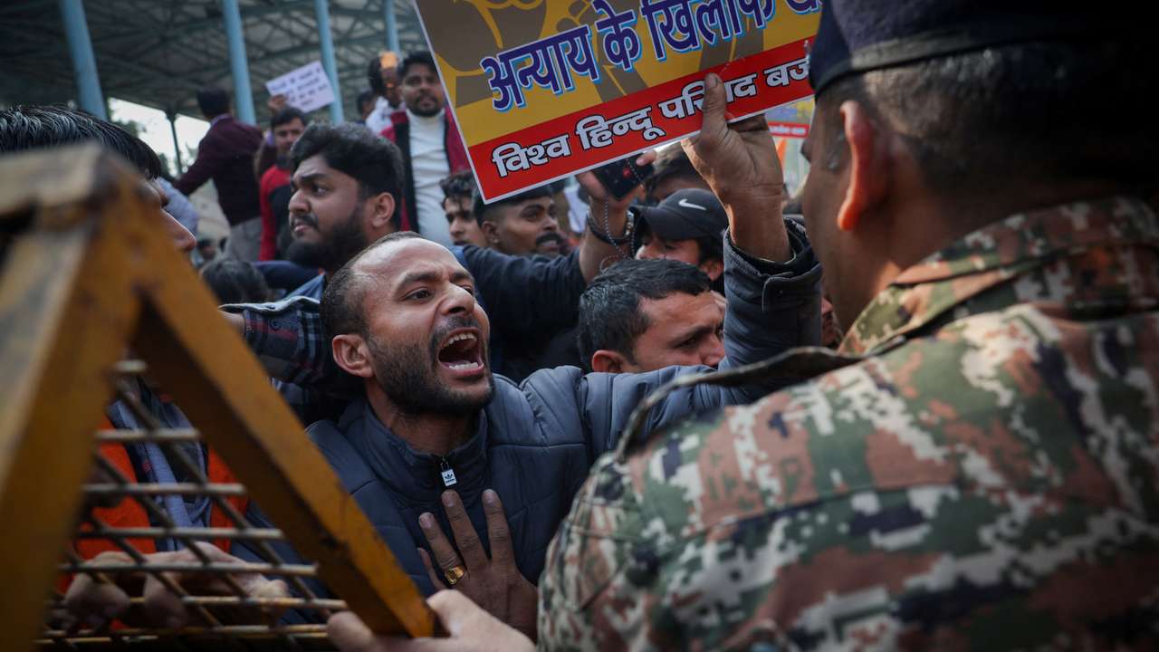 Protest against the lynching of a Hindu man in Bangladesh, near Bangladesh High Commission in New Delhi