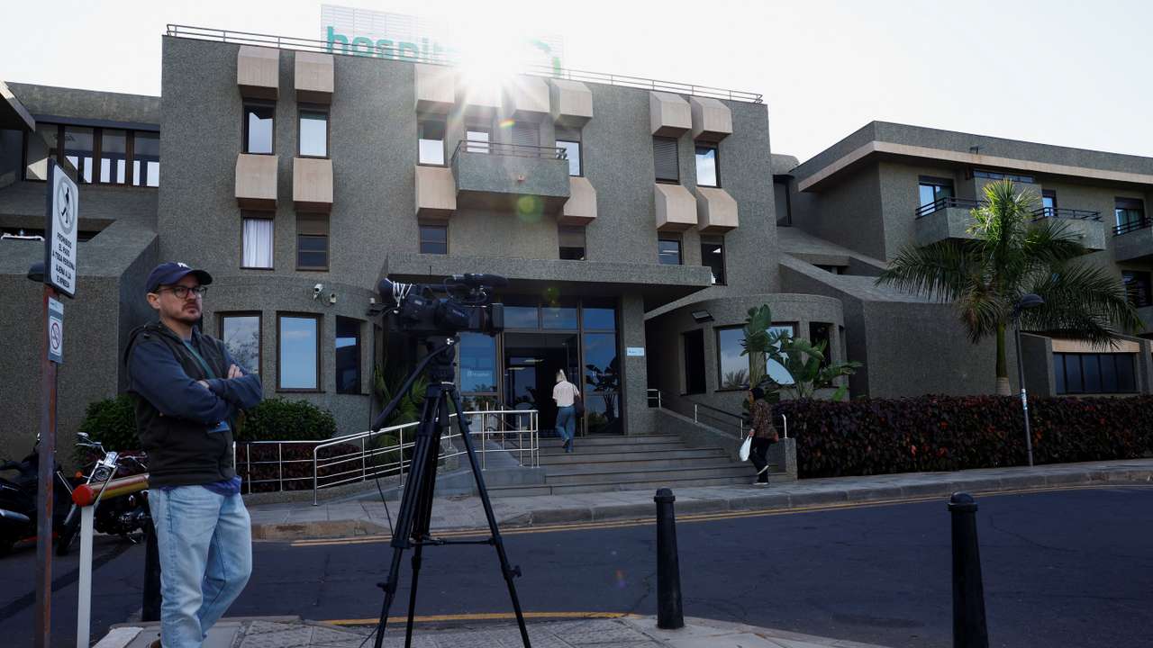 Norway's King Harald hospitalised on Tenerife island