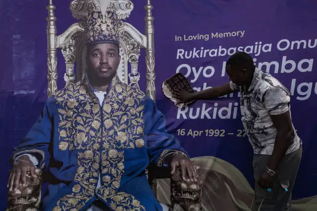 World's youngest King buried