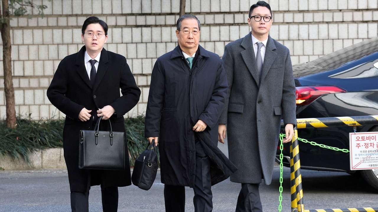 First-instance verdict in trial of former South Korean Prime Minister Han Duck-soo