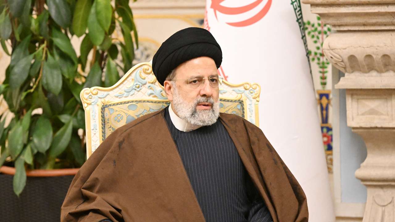 Iranian President Ebrahim Raisi visits Tajikistan