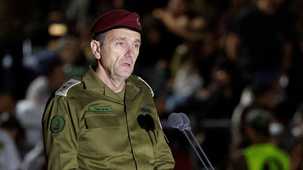 Ceremony for the 70th cohort of military combat officers, near Mitzpe Ramon