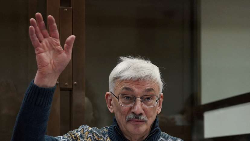 FILE PHOTO: Russian rights activist Orlov attends an appeal hearing in Moscow