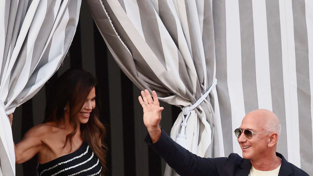 Jeff Bezos to marry Lauren Sanchez in Venice