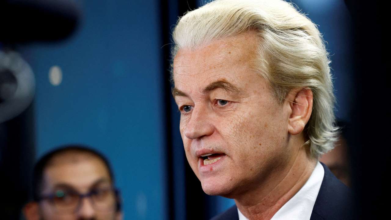 FILE PHOTO: Dutch politicians meet after election to start coalition talks